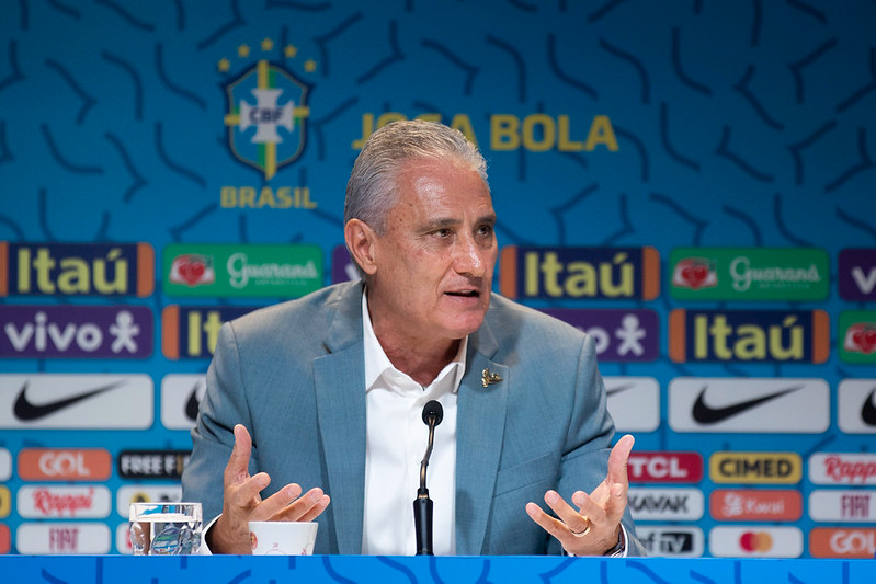 Gol não marcado leva ingleses a fazer coro por tecnologia de tira-teima em  jogos de futebol - BBC News Brasil