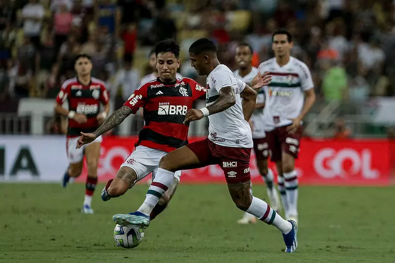 Corinthians x Flamengo: elencos somam quase 700 jogos por seleções e têm  vivência na Europa